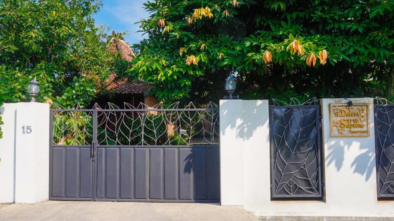 Ndalem Suryo Saptono Guest House Tugu المظهر الخارجي الصورة