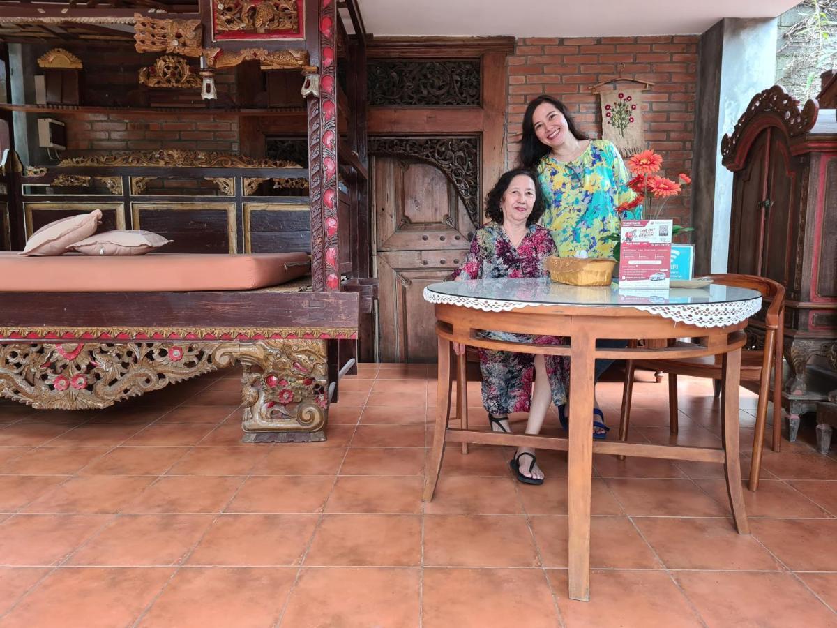 Ndalem Suryo Saptono Guest House Tugu المظهر الخارجي الصورة